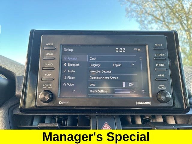 Toyota RAV4 XLE AWD 2022