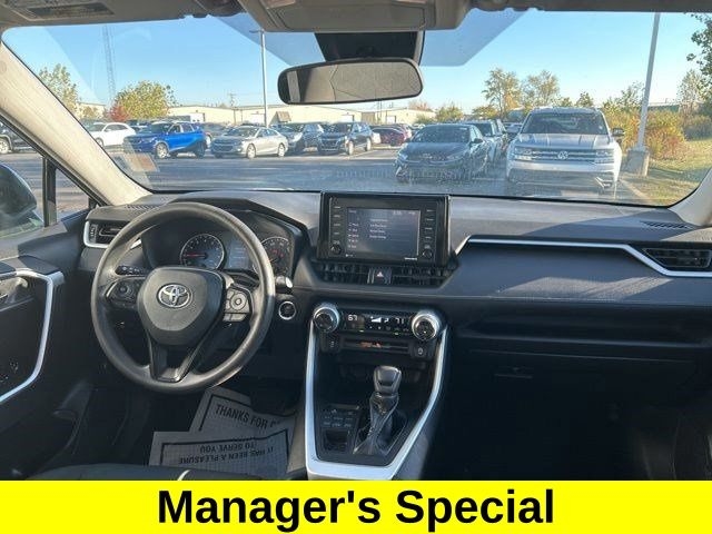 Toyota RAV4 XLE AWD 2022
