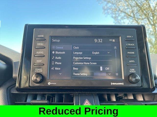 Toyota RAV4 XLE AWD 2022