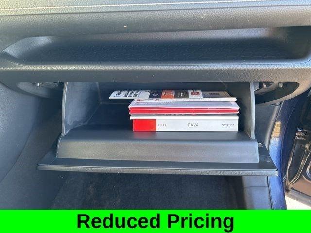 Toyota RAV4 XLE AWD 2022