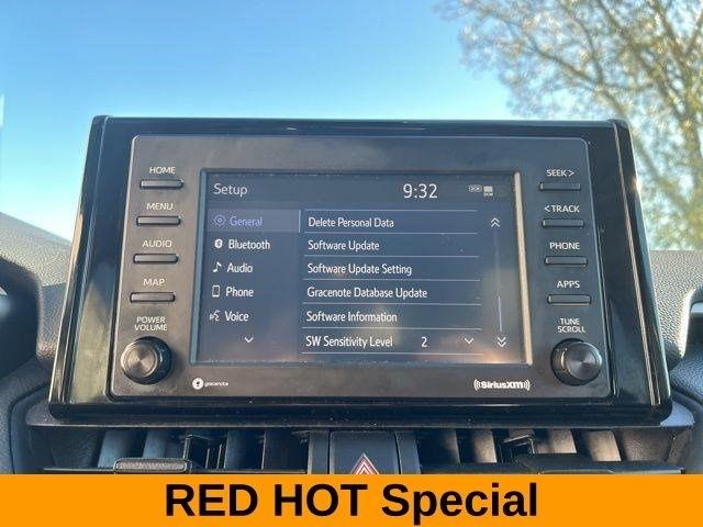 Toyota RAV4 XLE AWD 2022