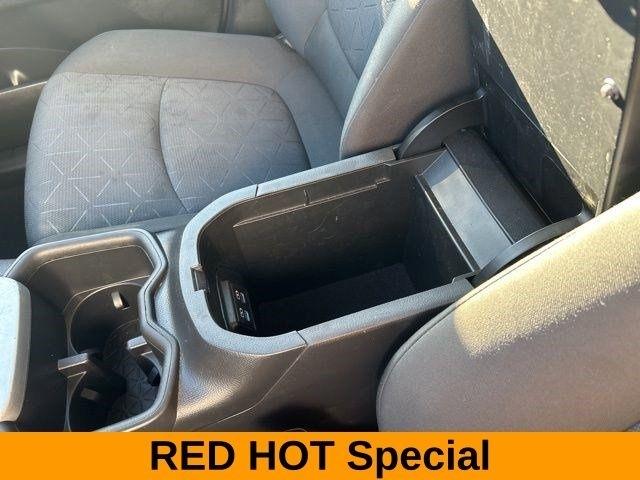 Toyota RAV4 XLE AWD 2022