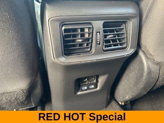 Toyota RAV4 XLE AWD 2022