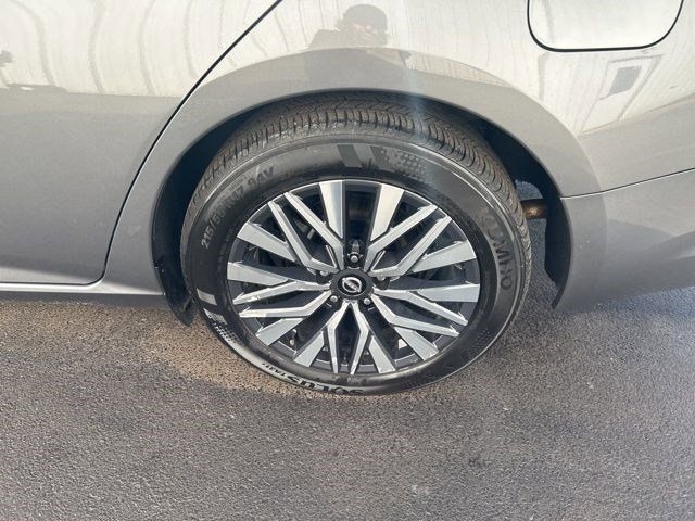 Nissan Altima 2.5 SV 2024