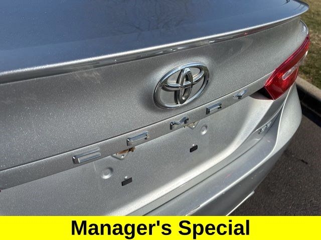 Toyota Camry SE 2020