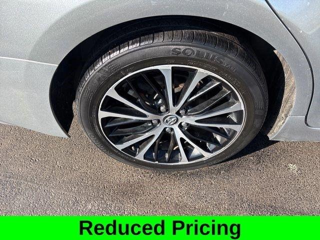 Toyota Camry SE 2020