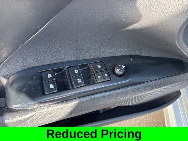 Toyota Camry SE 2020