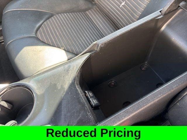 Toyota Camry SE 2020