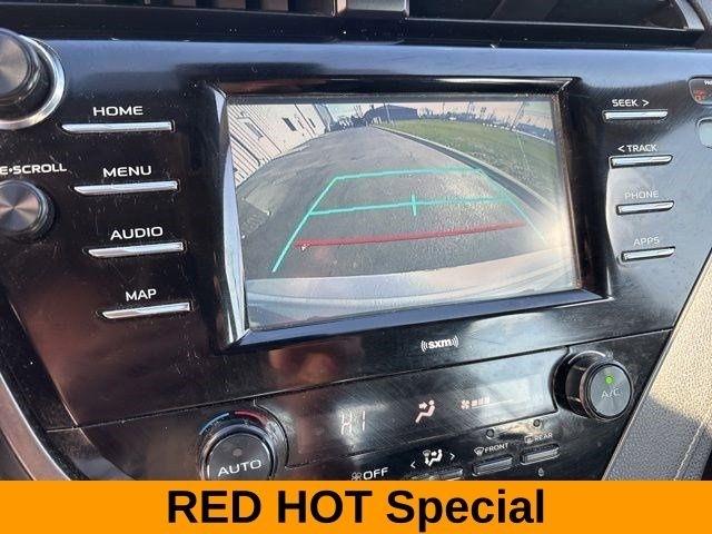 Toyota Camry SE 2020