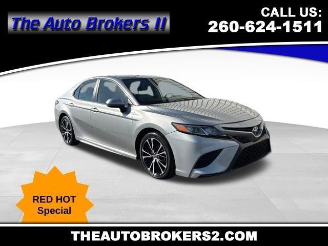 2020 Toyota Camry SE