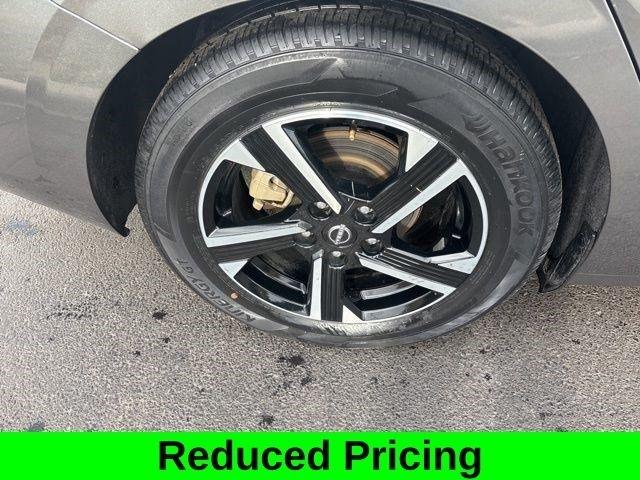 Nissan Sentra SV 2024