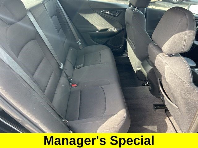 Chevrolet Malibu  2021