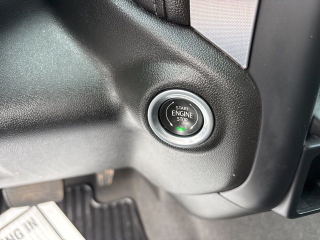 GMC Sierra 1500 Limited SLE Double Cab 4WD 2022 GMC Sierra 1500 Limited SLE Double Cab 4WD 2022