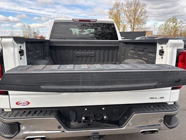 GMC Sierra 1500 Limited SLE Double Cab 4WD 2022 GMC Sierra 1500 Limited SLE Double Cab 4WD 2022