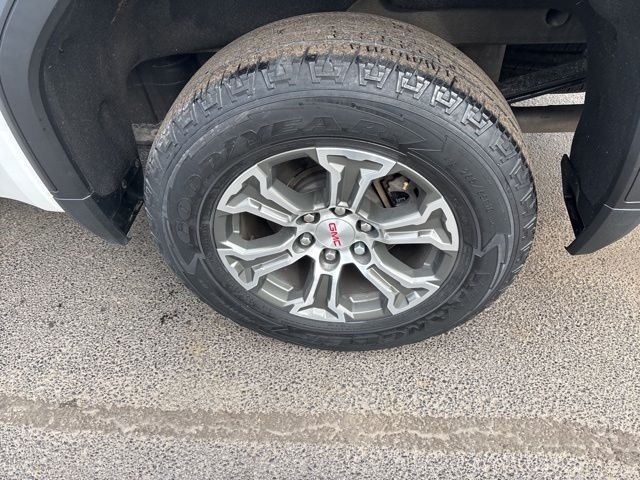 GMC Sierra 1500 Limited SLE Double Cab 4WD 2022 GMC Sierra 1500 Limited SLE Double Cab 4WD 2022