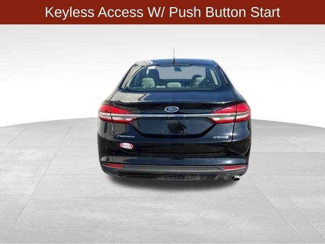 Ford Fusion Hybrid S 2018