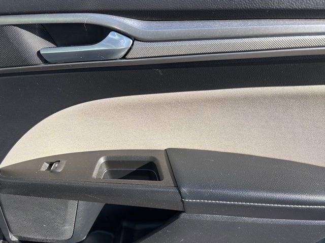 Ford Fusion Hybrid S 2018