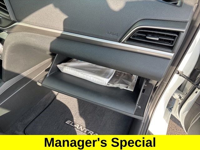 Hyundai Elantra SE 2019