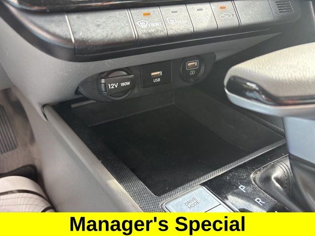 Hyundai Elantra SEL 2023