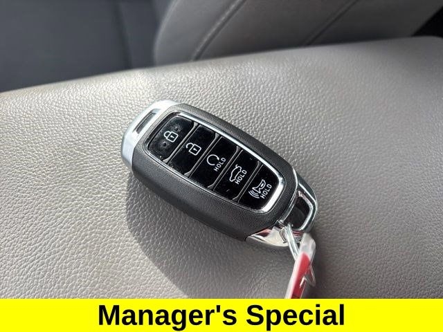 Hyundai Elantra SEL 2023