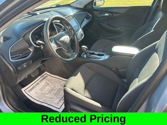 Chevrolet Malibu  2023