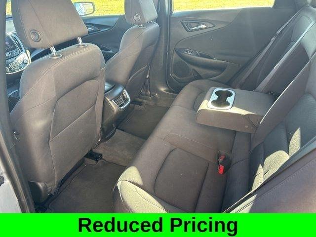 Chevrolet Malibu  2023