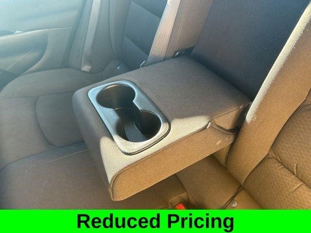 Chevrolet Malibu  2023