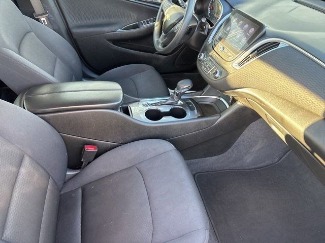 Chevrolet Malibu  2023