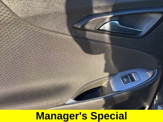 Chevrolet Malibu  2023