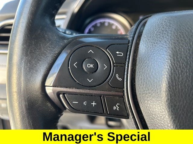 Toyota Camry SE 2022