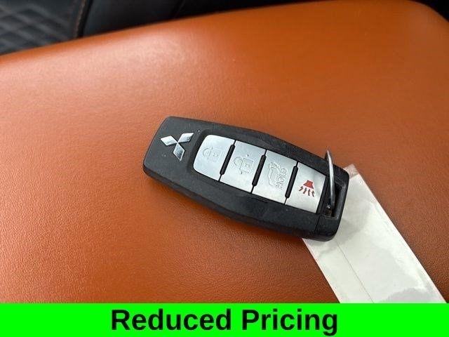 Mitsubishi Outlander SEL 4WD 2022