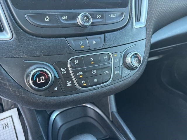 Chevrolet Malibu  2023