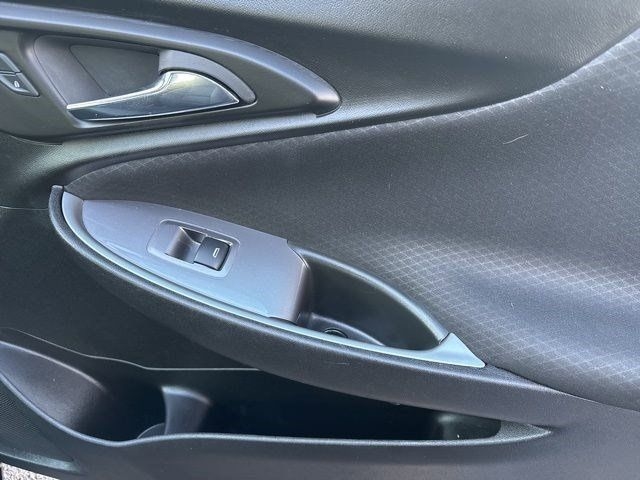 Chevrolet Malibu  2023