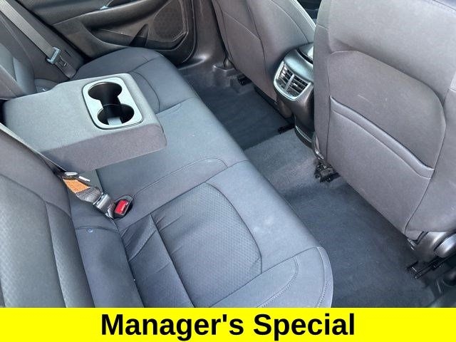 Chevrolet Malibu  2023