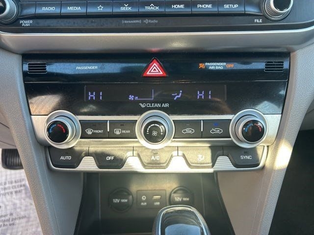 Hyundai Elantra SEL 2020 Hyundai Elantra SEL 2020