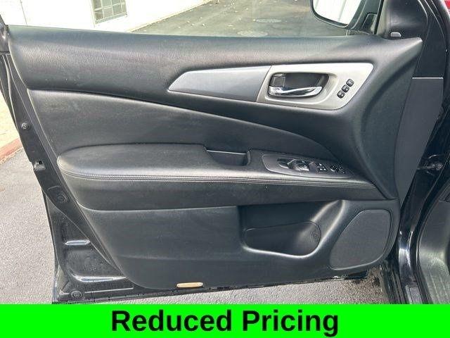 Nissan Pathfinder SL 4WD 2020