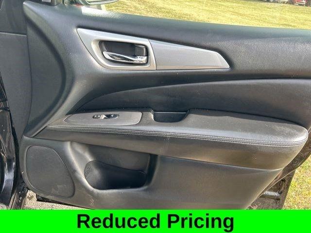 Nissan Pathfinder SL 4WD 2020