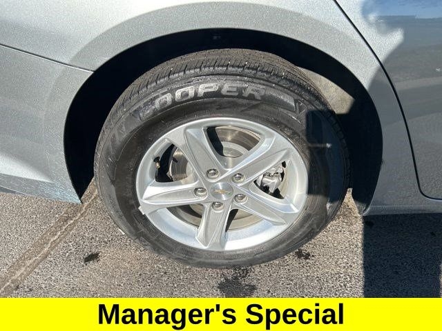 Chevrolet Malibu  2023