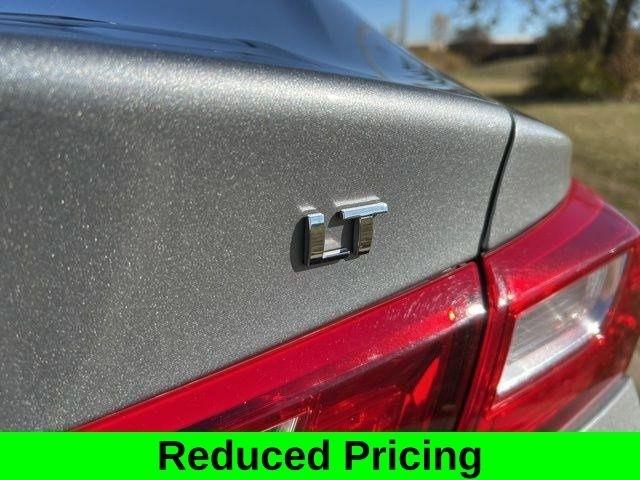 Chevrolet Malibu  2023