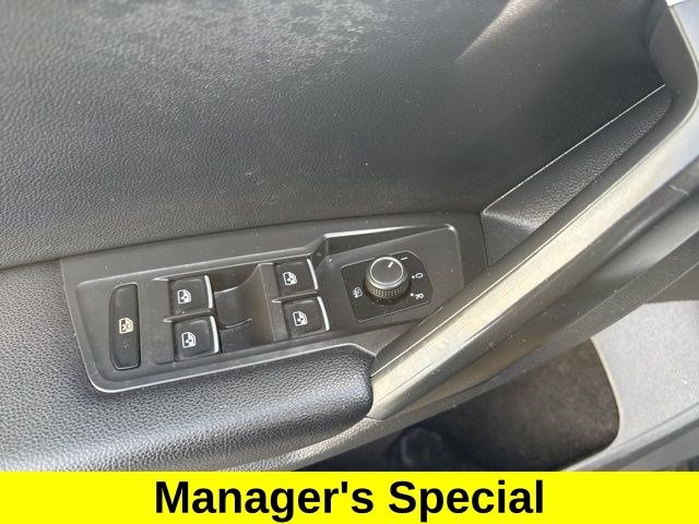 Volkswagen Tiguan  2021