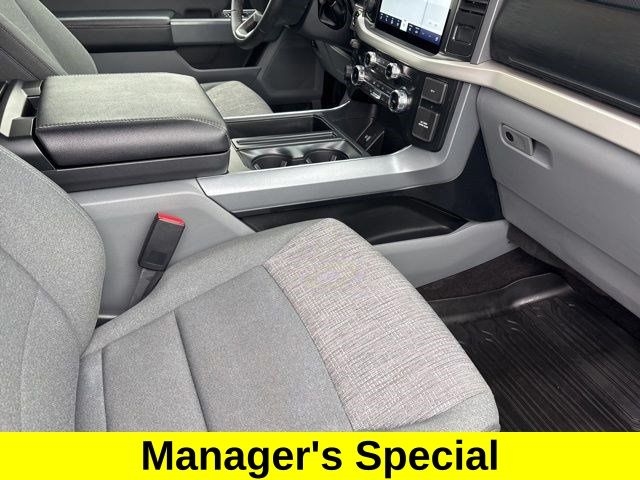 Ford F-150 XLT SuperCrew 4WD 2023