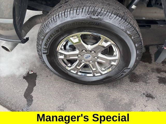 Ford F-150 XLT SuperCrew 4WD 2023