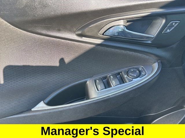 Chevrolet Malibu  2023