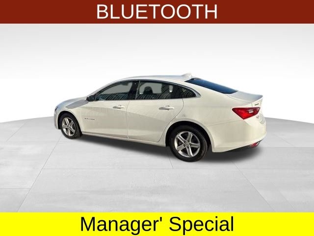 Chevrolet Malibu  2023