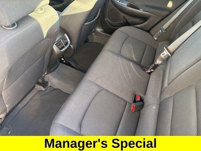 Chevrolet Malibu  2023