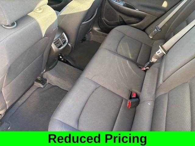 Chevrolet Malibu  2023