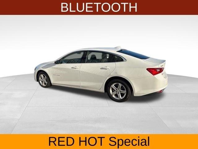 Chevrolet Malibu  2023