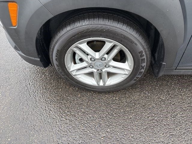 Hyundai Kona SE 2021