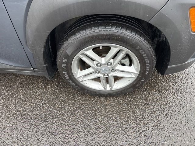 Hyundai Kona SE 2021