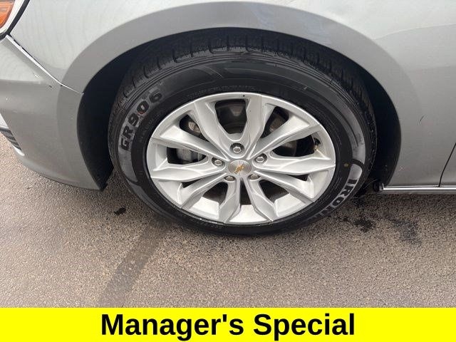 Chevrolet Malibu  2023